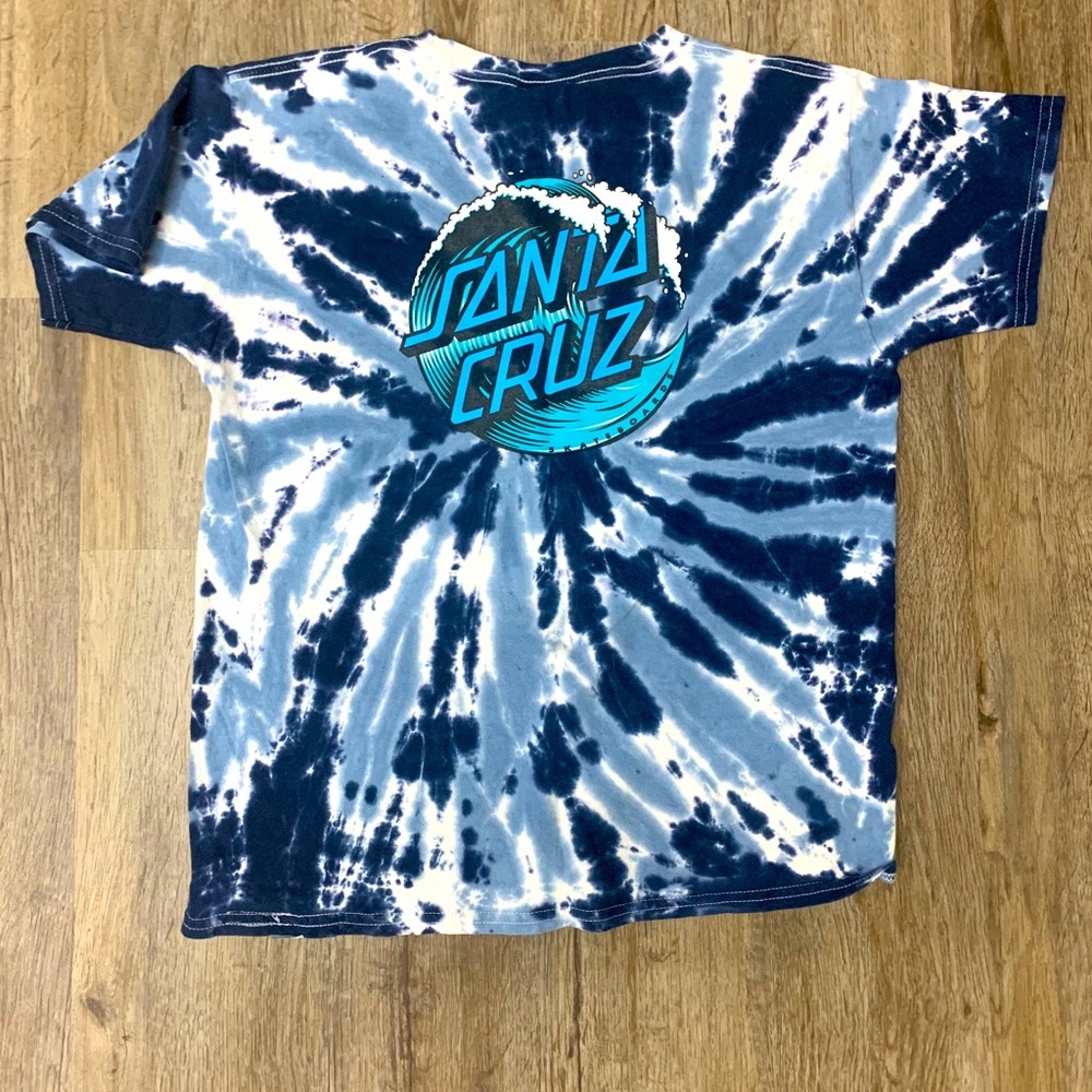 Youth skateboarding shirt Santa Cruz tee shirt